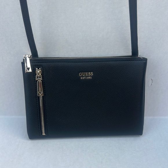 Guess Black and Gold Clutch with Structured Leather and Sleek Design - Picture 2 of 5